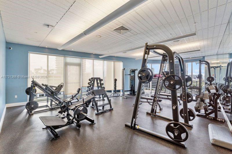 185 SW 7th St # 3503