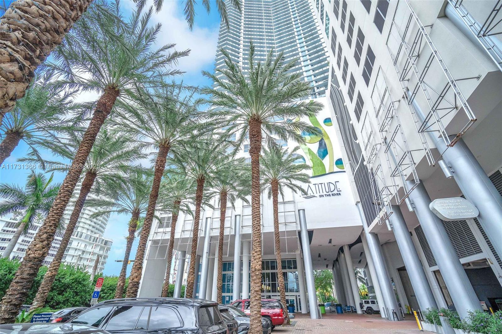 185 SW 7th St # 3503