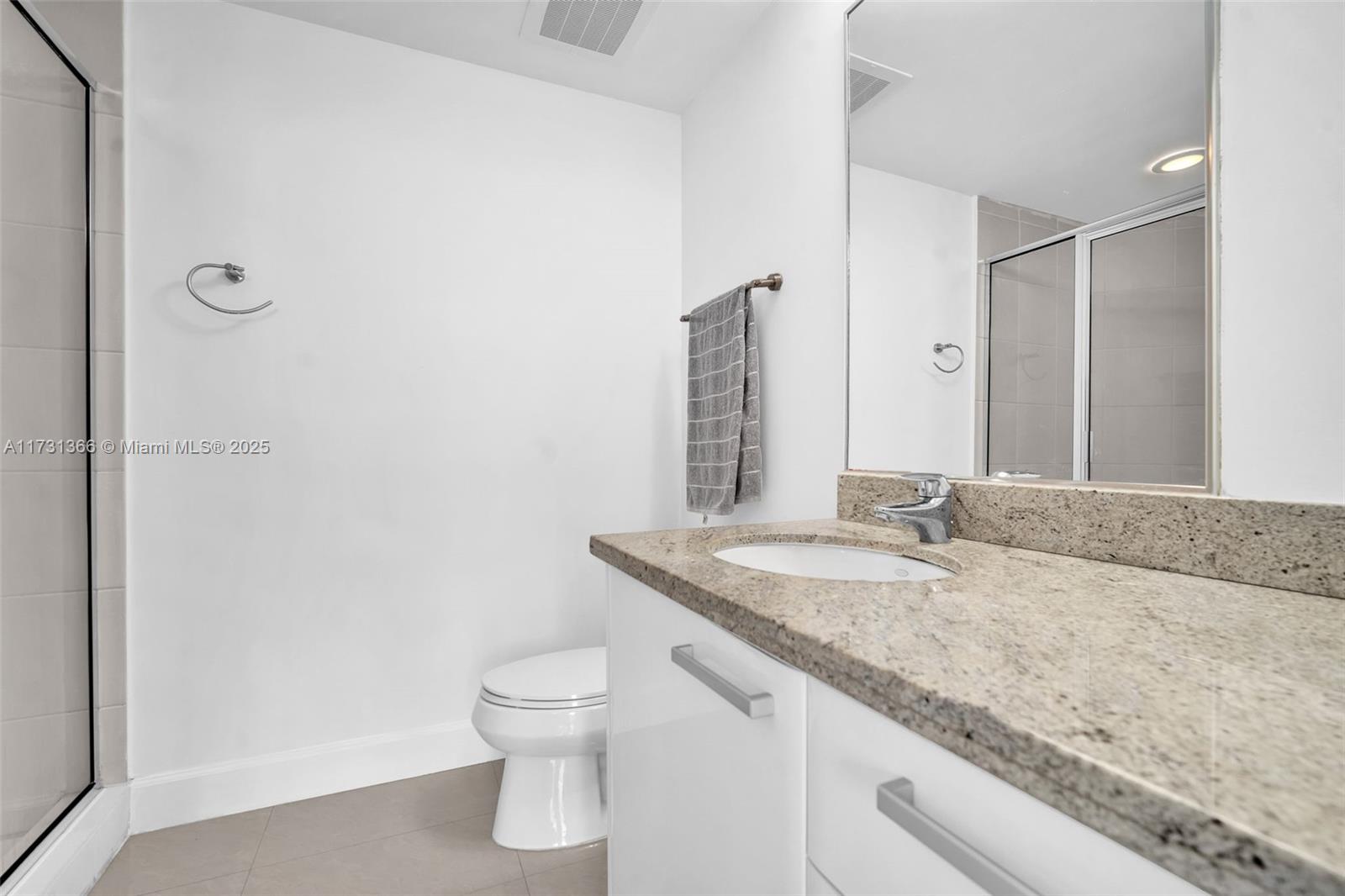 185 SW 7th St # 3503