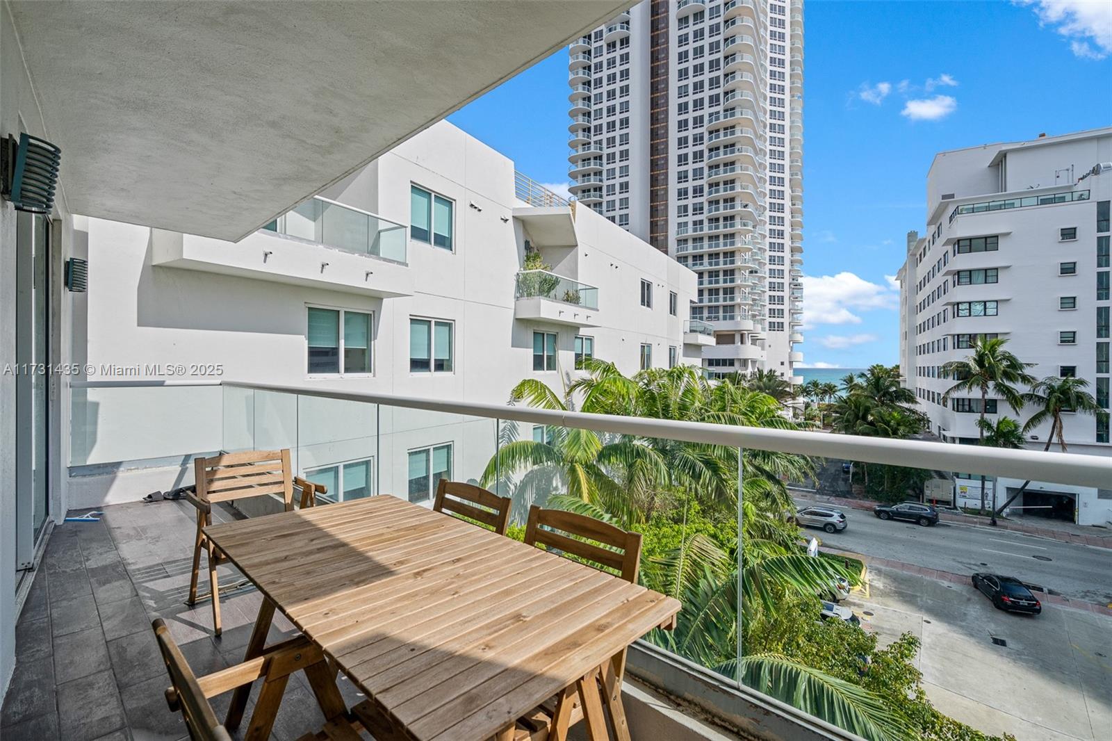 6362 Collins Ave # 518