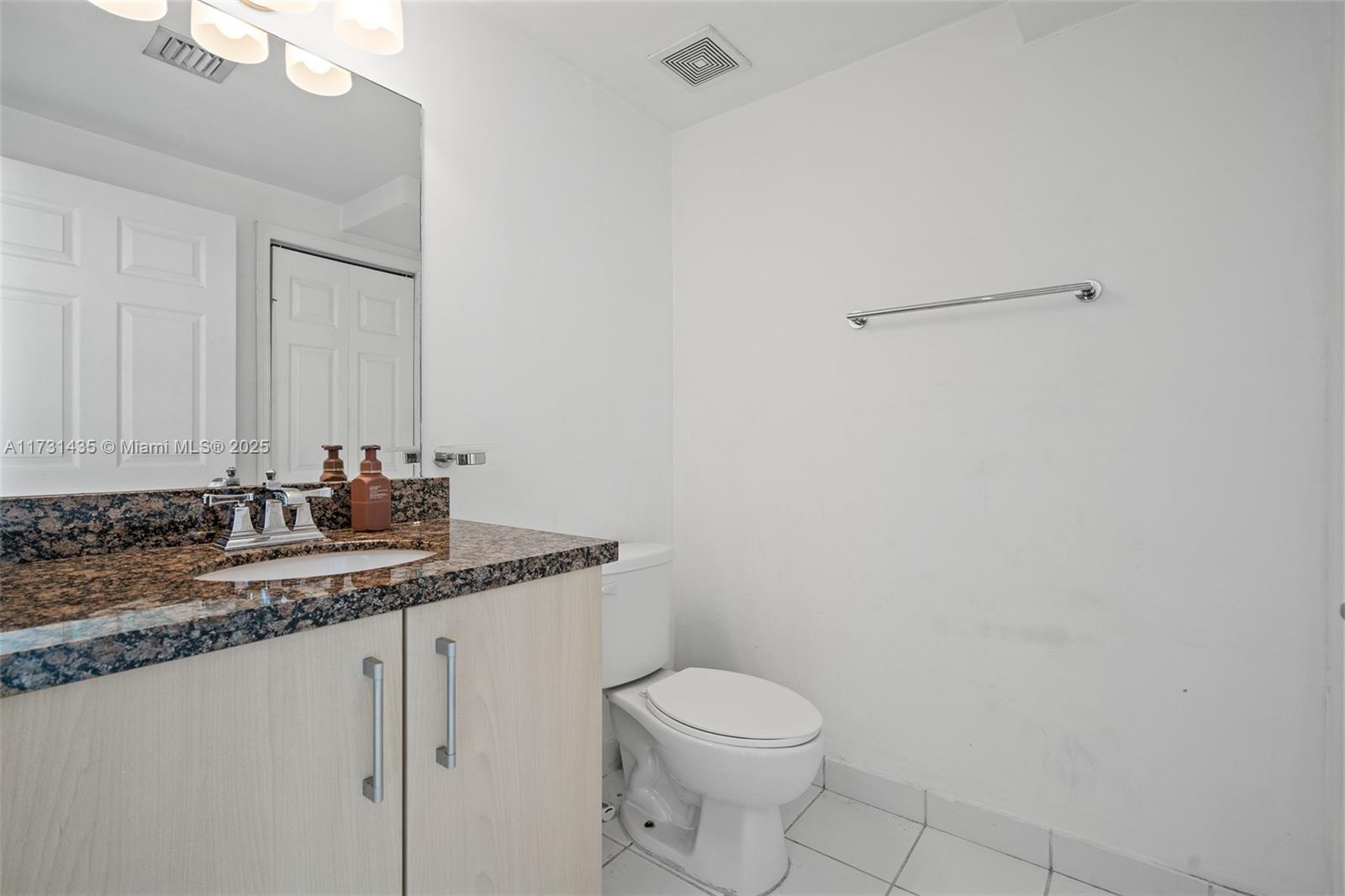 6362 Collins Ave # 518
