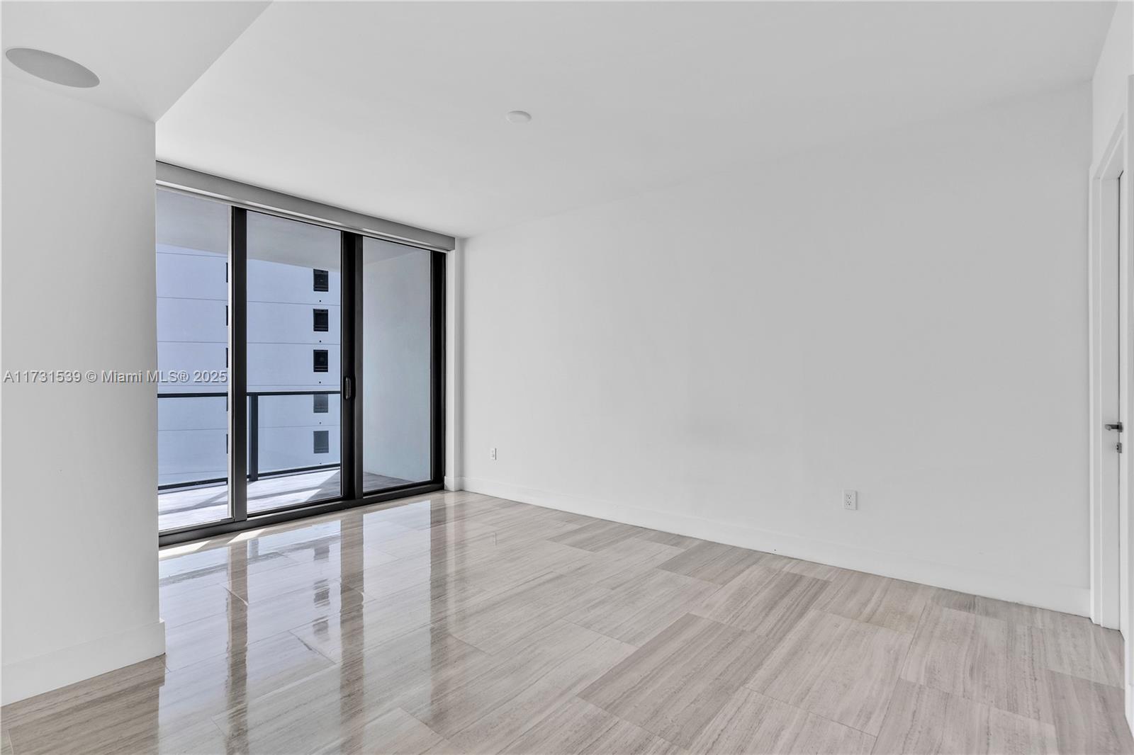 1451 Brickell Ave # 1801