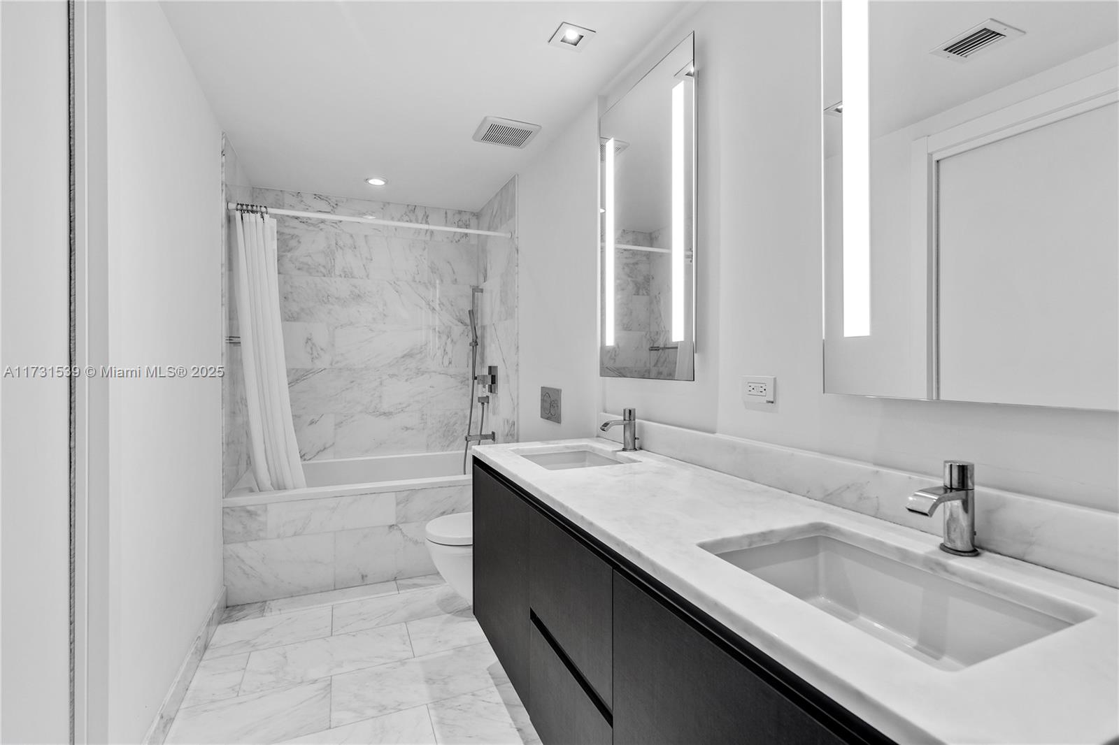 1451 Brickell Ave # 1801