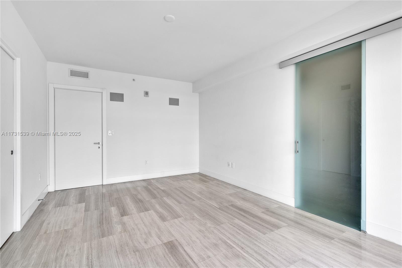 1451 Brickell Ave # 1801