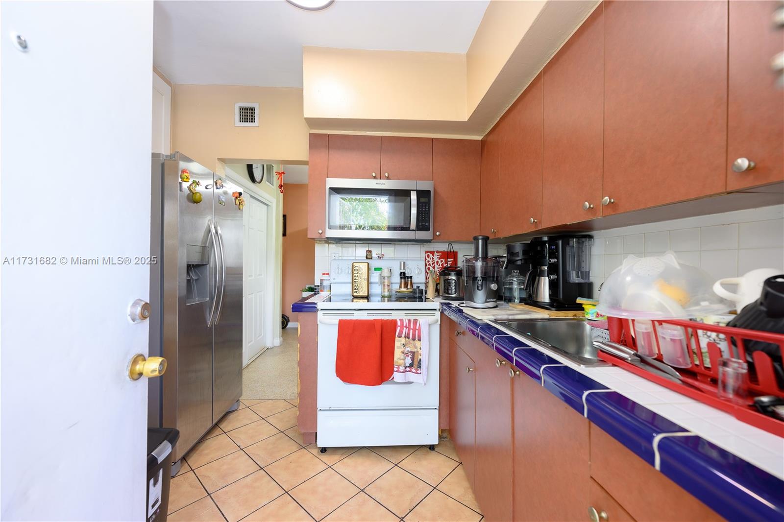 1700 NW 4th St
