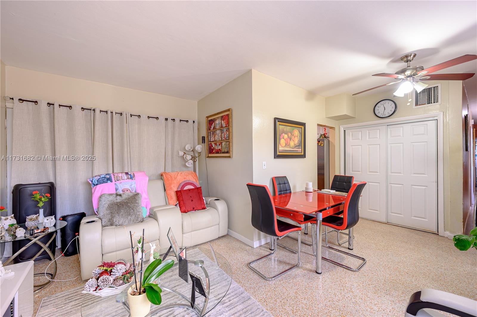 1700 NW 4th St