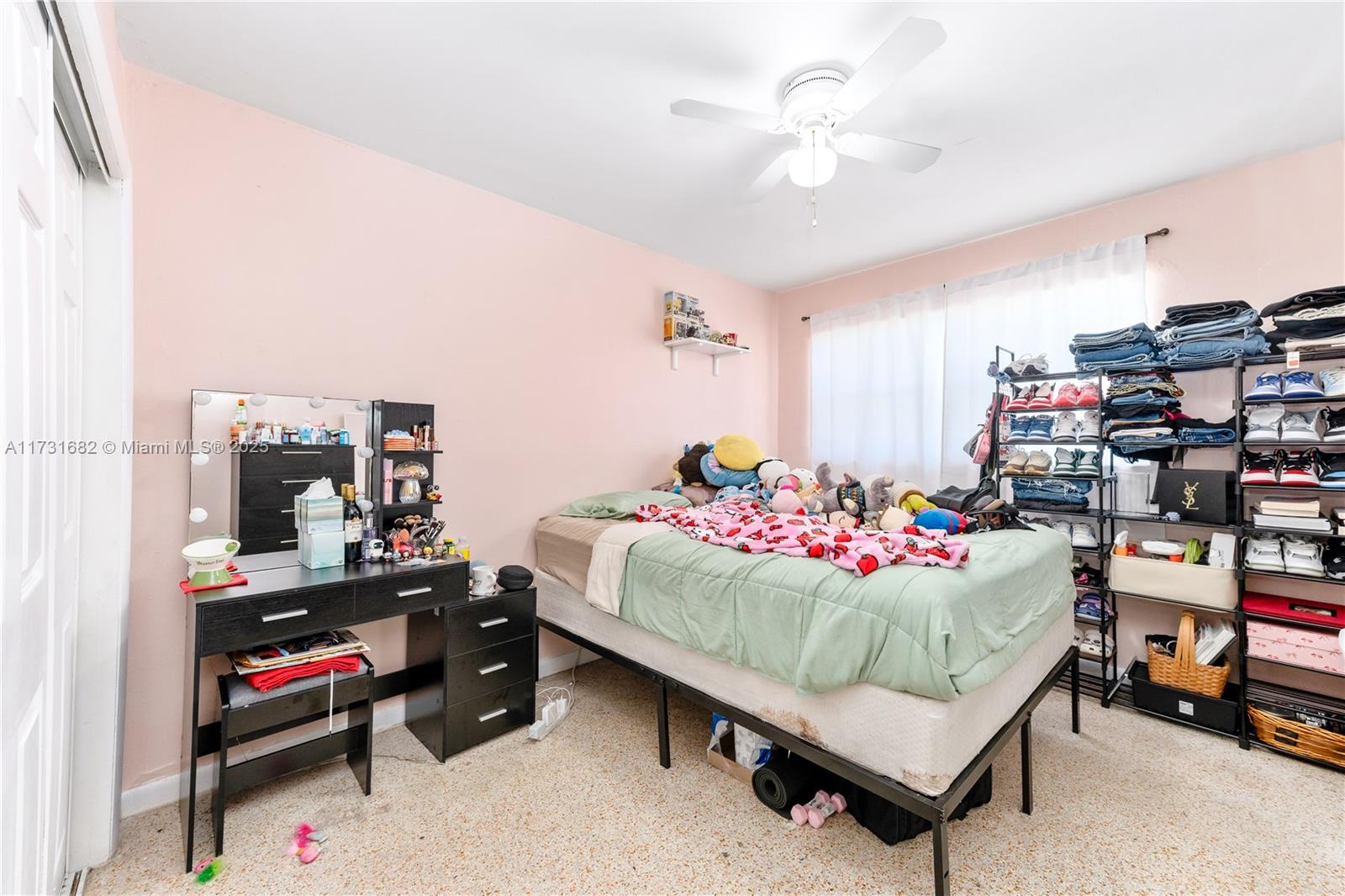 1700 NW 4th St
