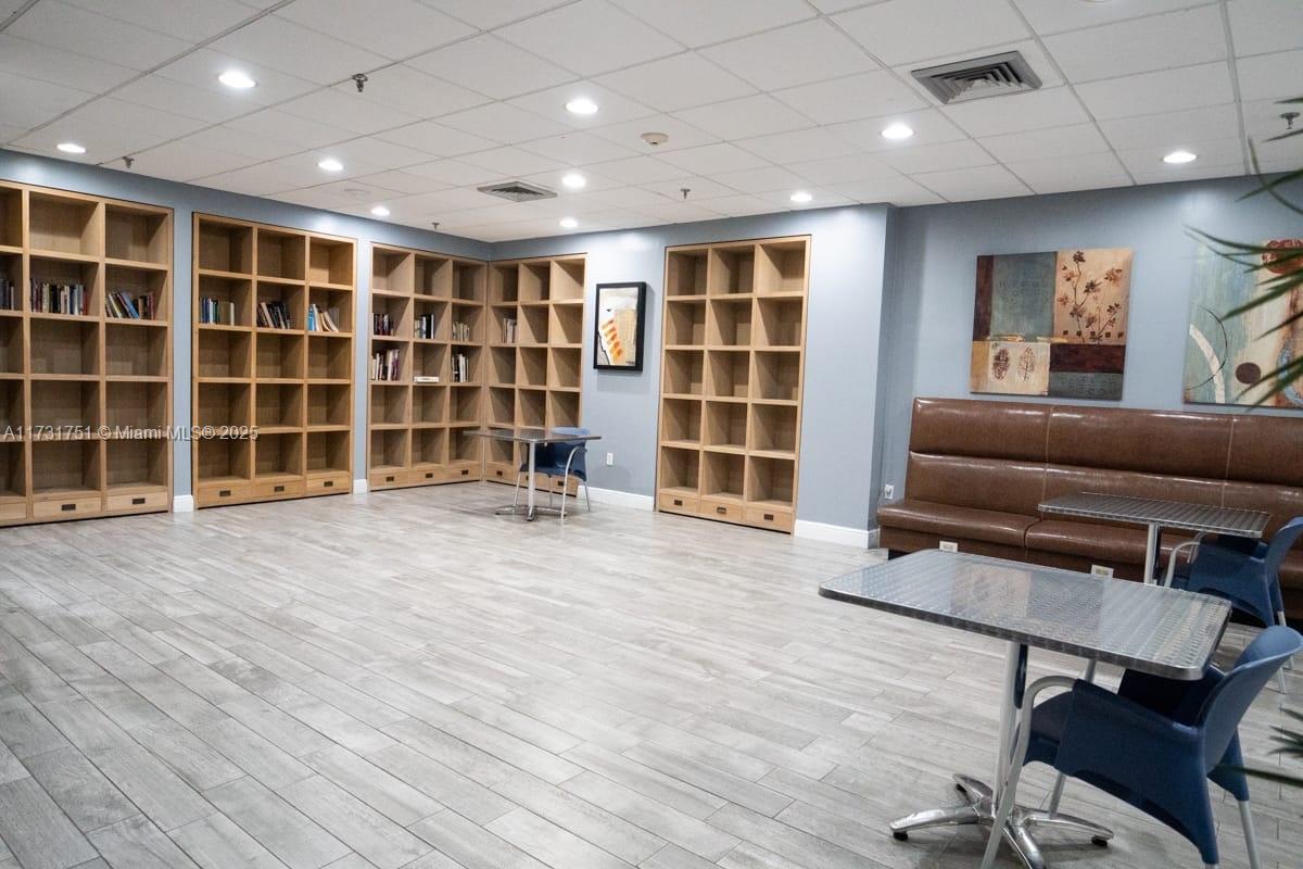 850 N Miami Ave Unit: W-407