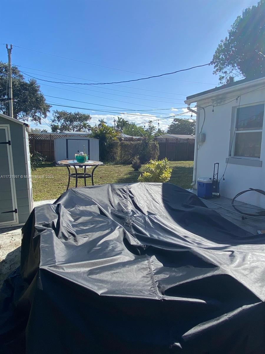 3701 SW 45th Ter