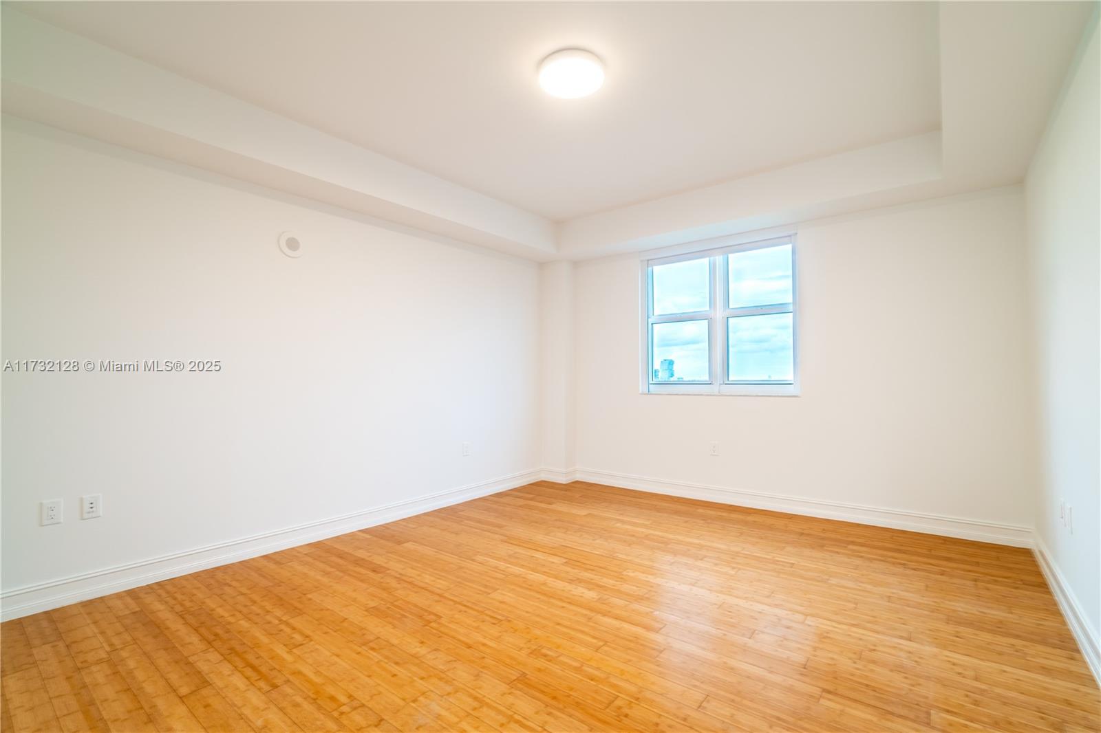 20000 E Country Club Dr # 1110