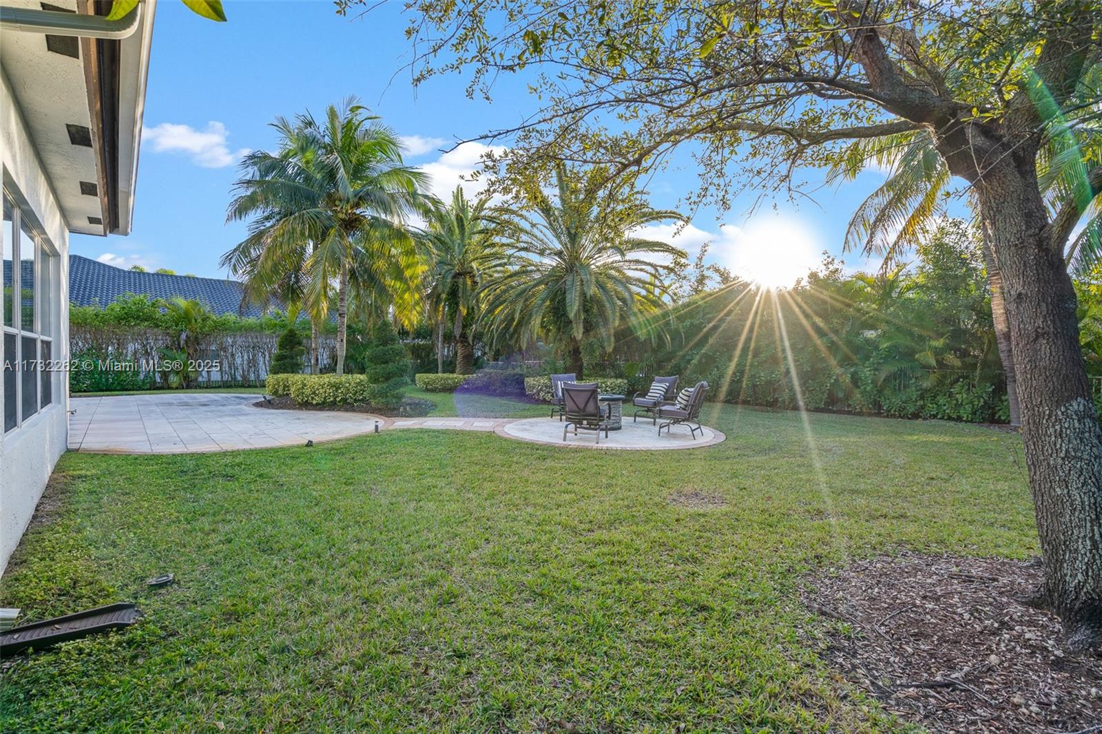 4142 SW 188th Ave
