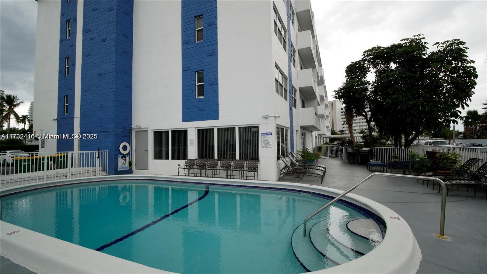 550 Bayshore Dr # 104