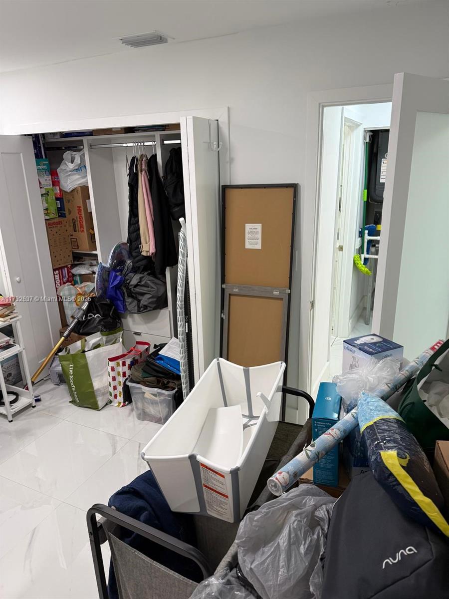 8851 NW 119th St # 3 Unit: 3111-3