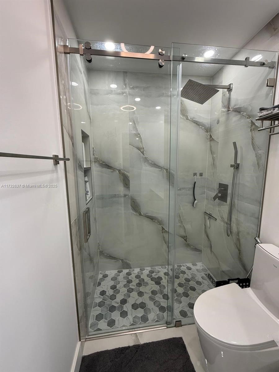 8851 NW 119th St # 3 Unit: 3111-3