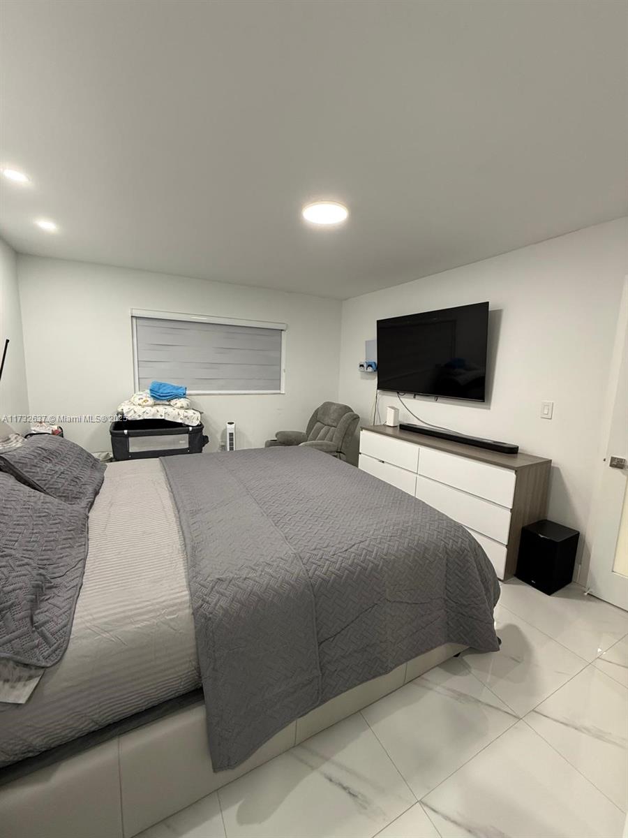 8851 NW 119th St # 3 Unit: 3111-3