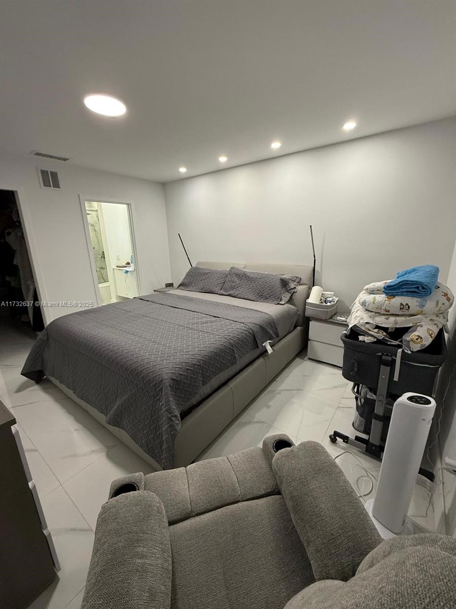 8851 NW 119th St # 3 Unit: 3111-3