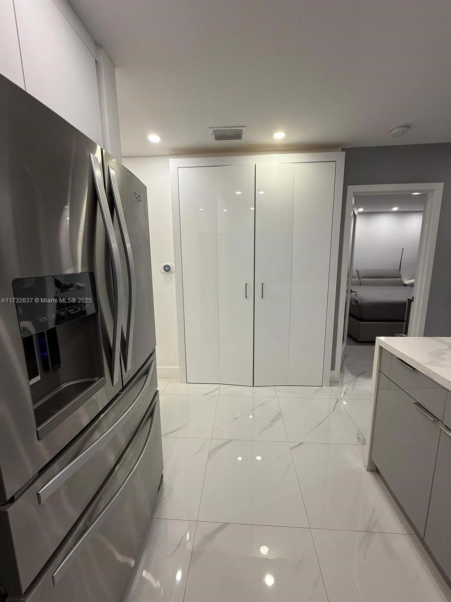 8851 NW 119th St # 3 Unit: 3111-3