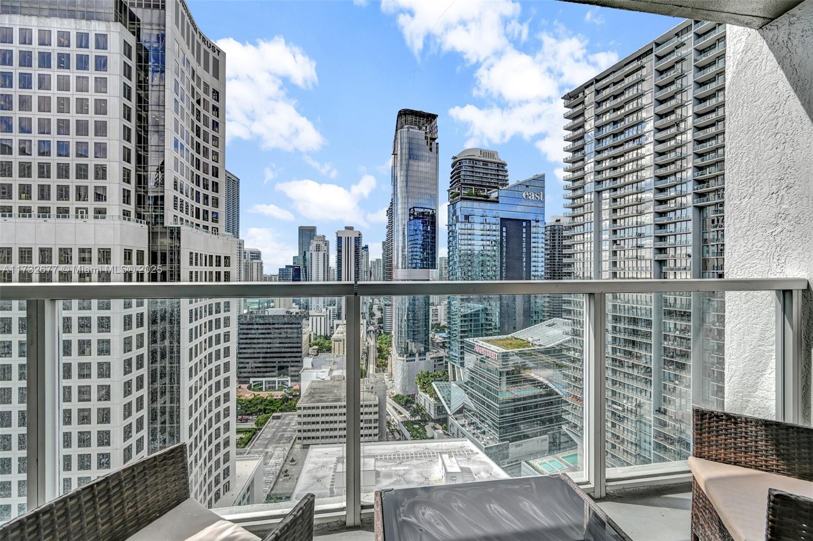 55 SE 6th St # 3404