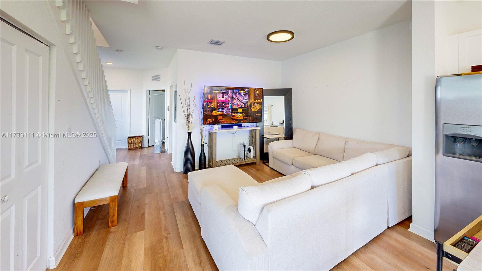 1566 SE 27th Ter