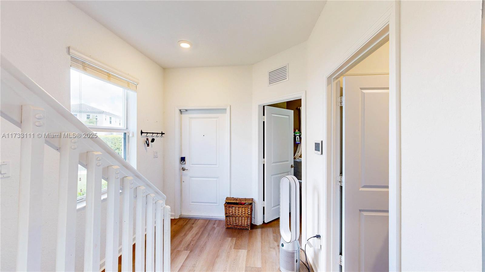 1566 SE 27th Ter