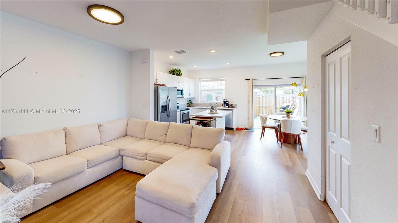 1566 SE 27th Ter