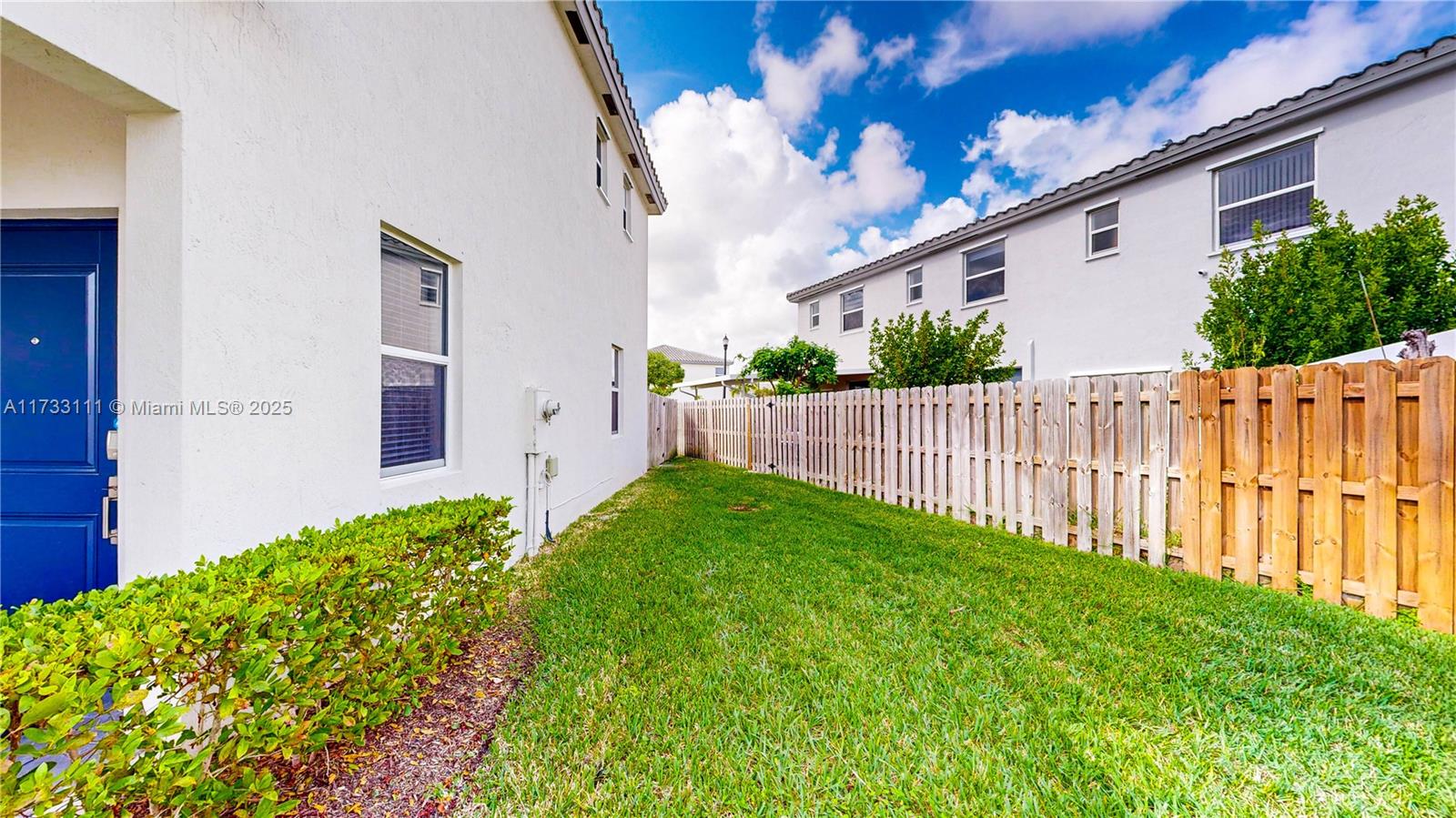 1566 SE 27th Ter