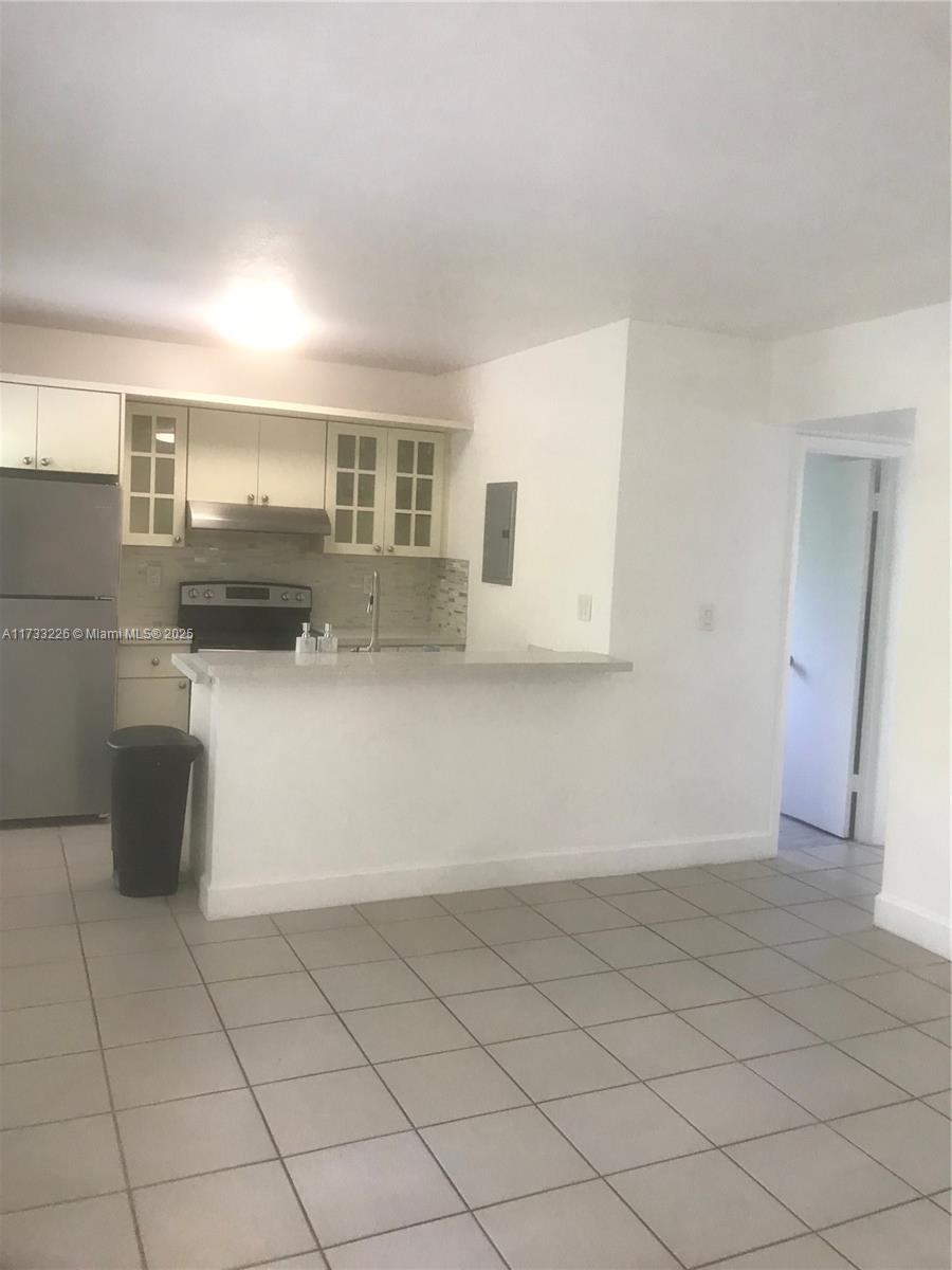 3445 Franklin Ave # B