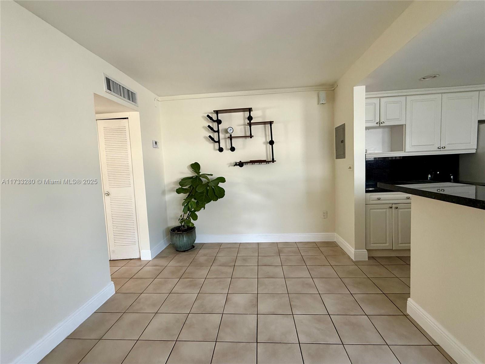 801 Meridian Ave # 4G