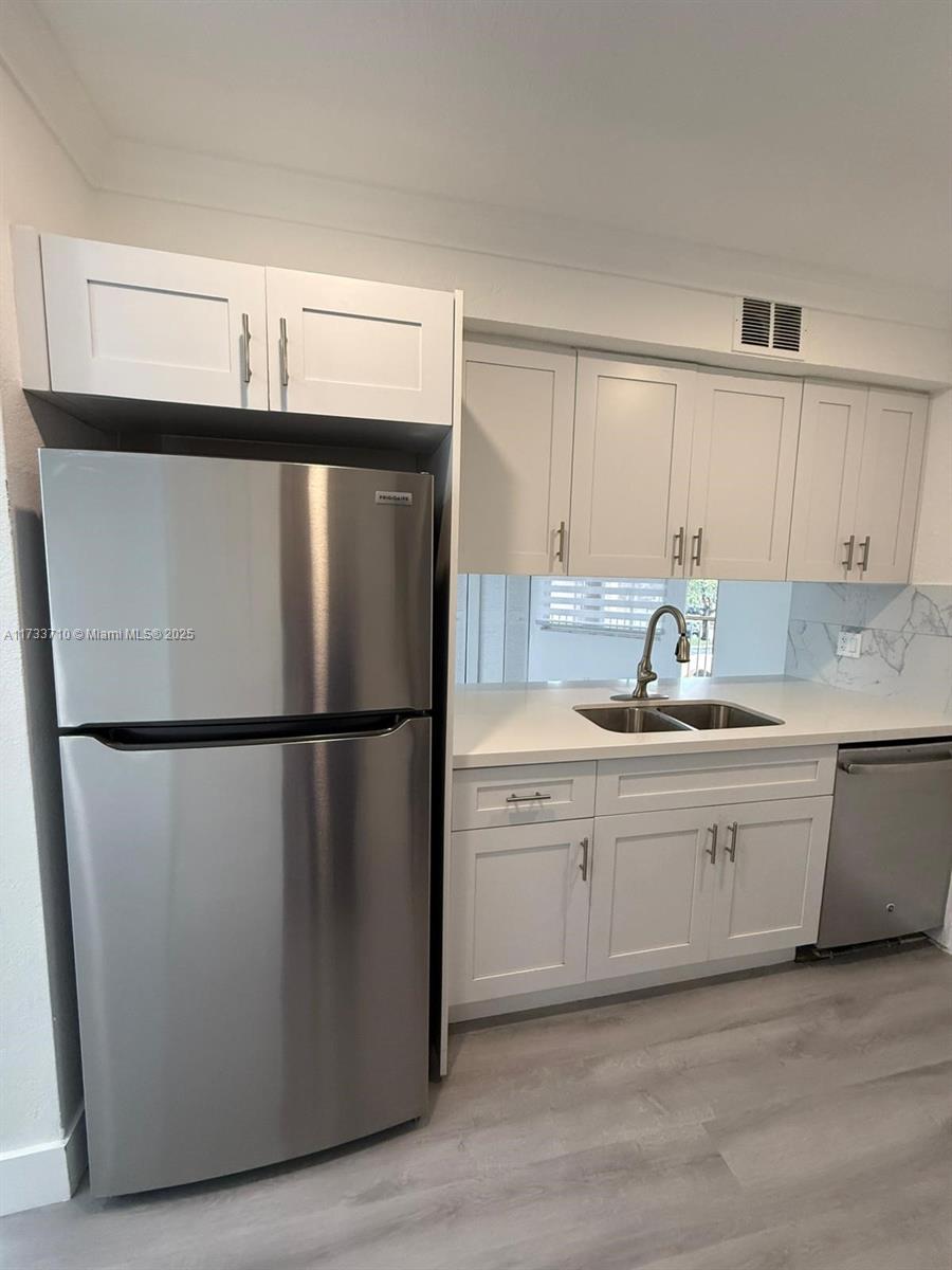 365 SW 86th Ave # 205