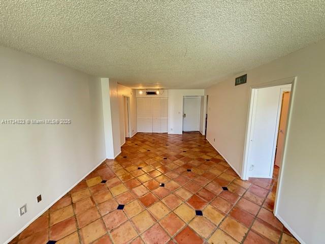 3401 N Country Club Dr # 107