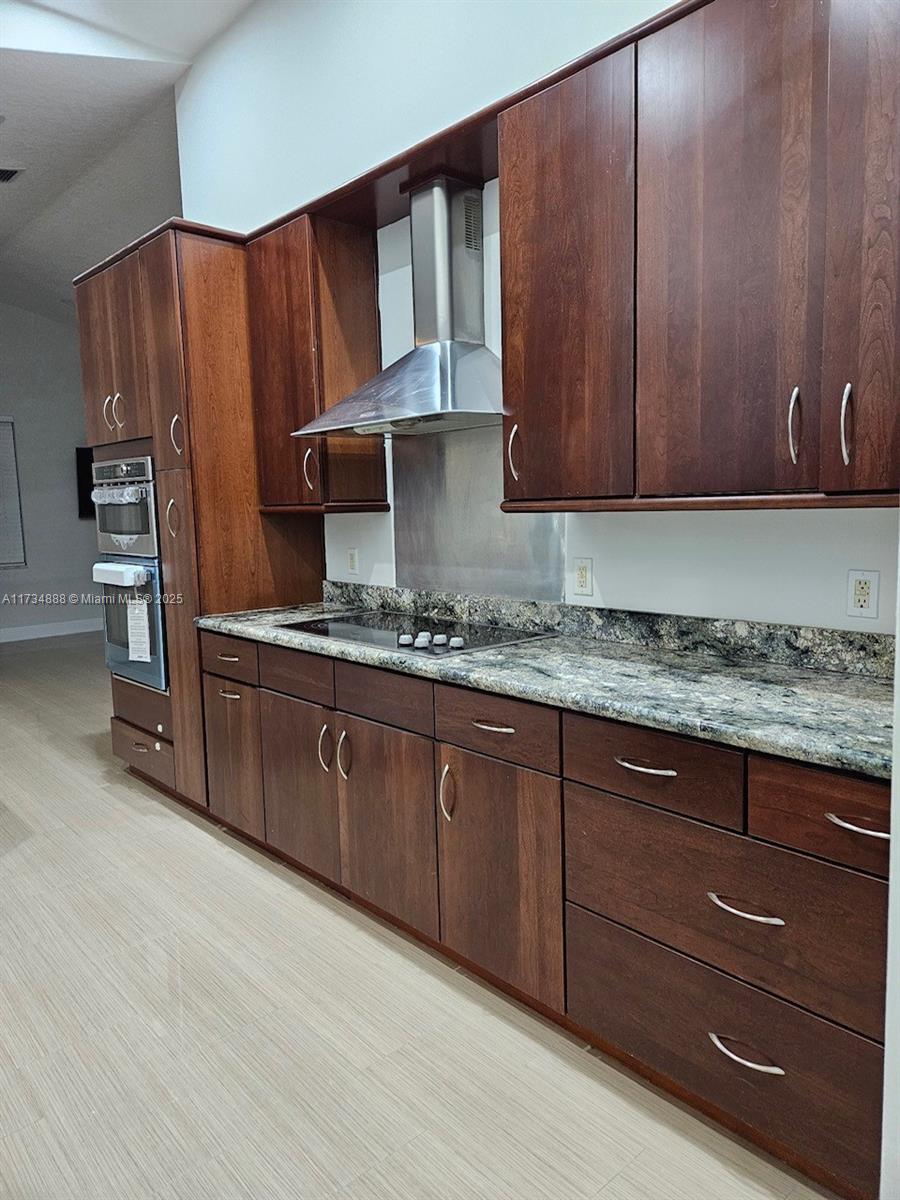 10084 Lexington Estates Blvd # 1