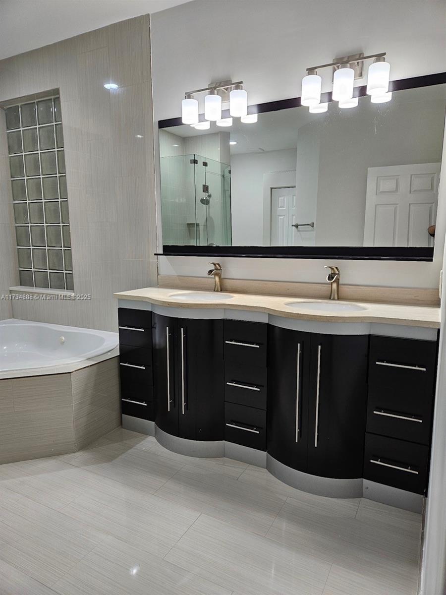 10084 Lexington Estates Blvd # 1