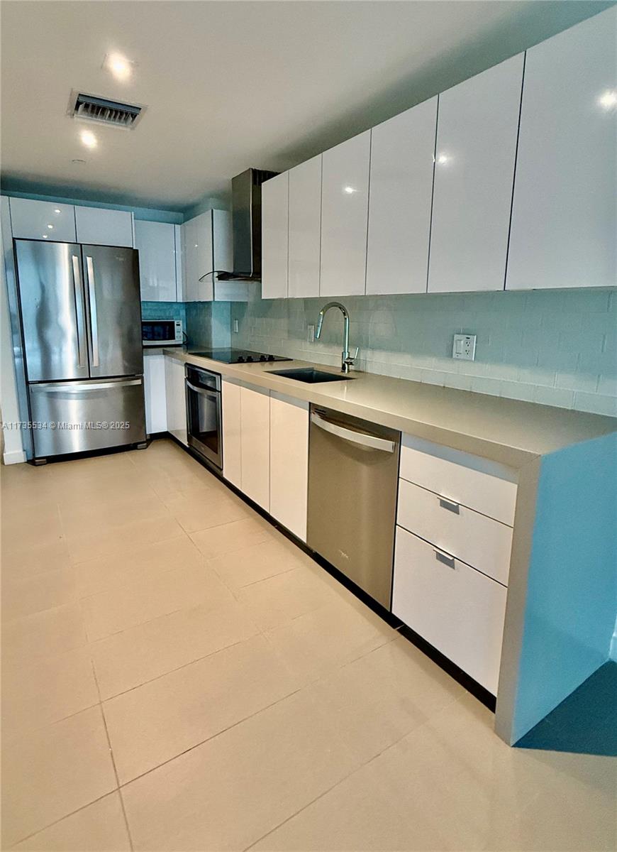 1600 NE 1st Ave # 1403
