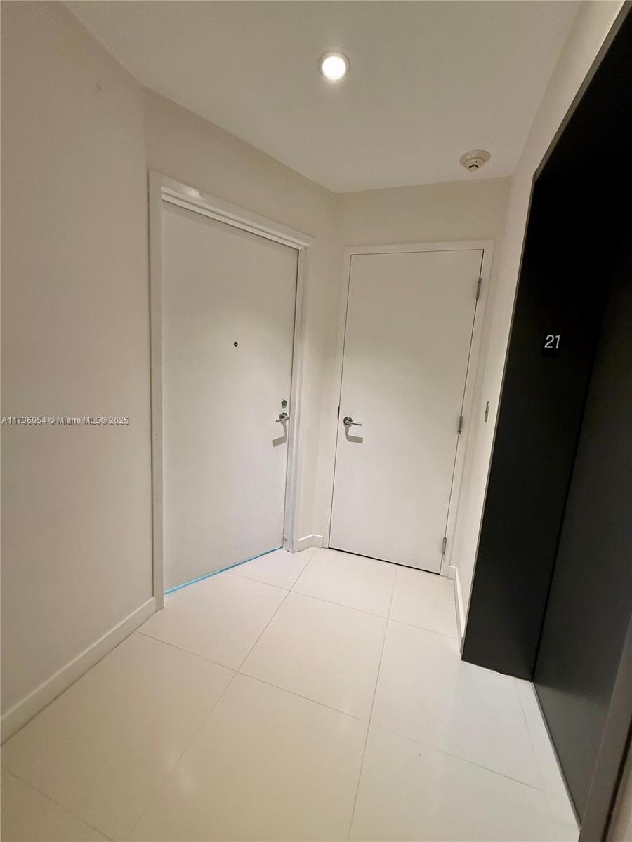 2900 NE 7th Ave # 2101