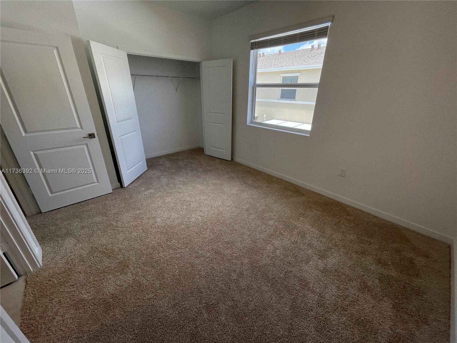552 NE 4th Ln # 552