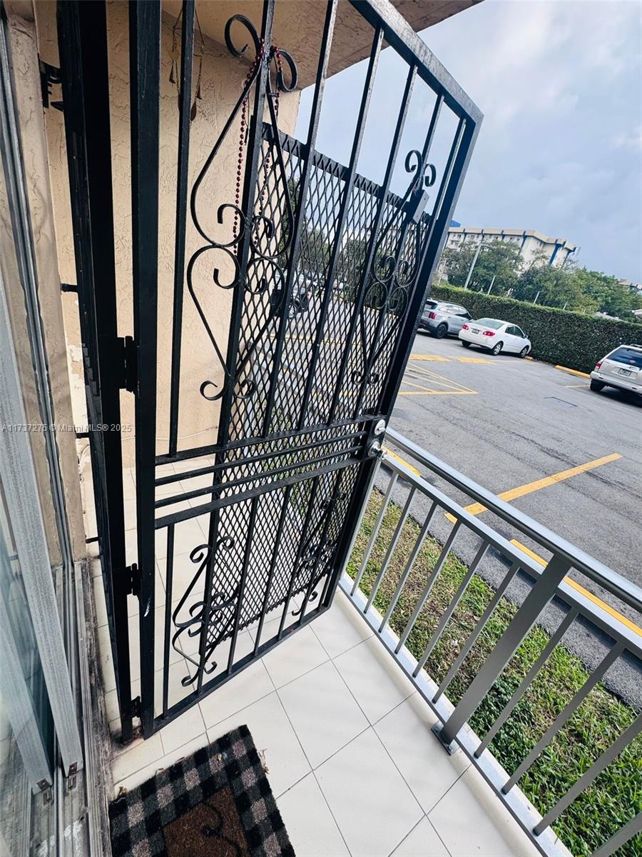 4713 NW 7th St # 1 Unit: 109-1