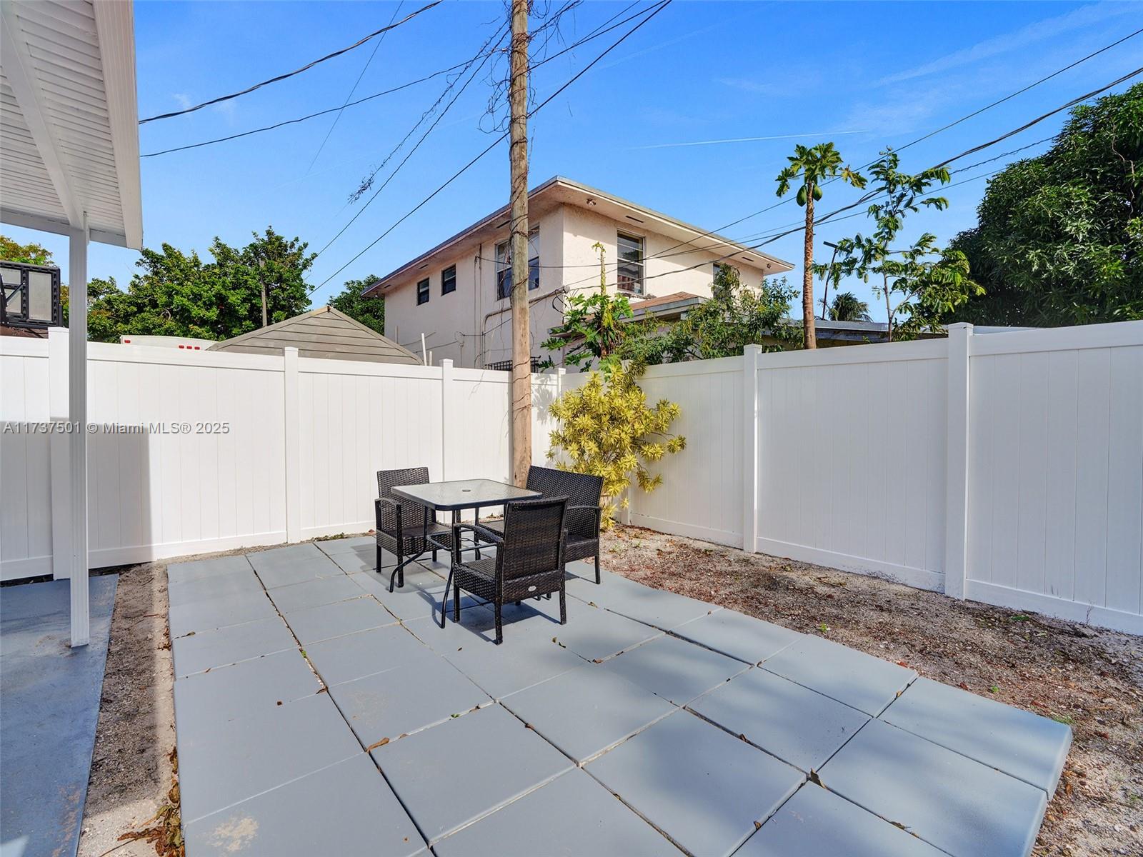 12031 NW 5th Ave