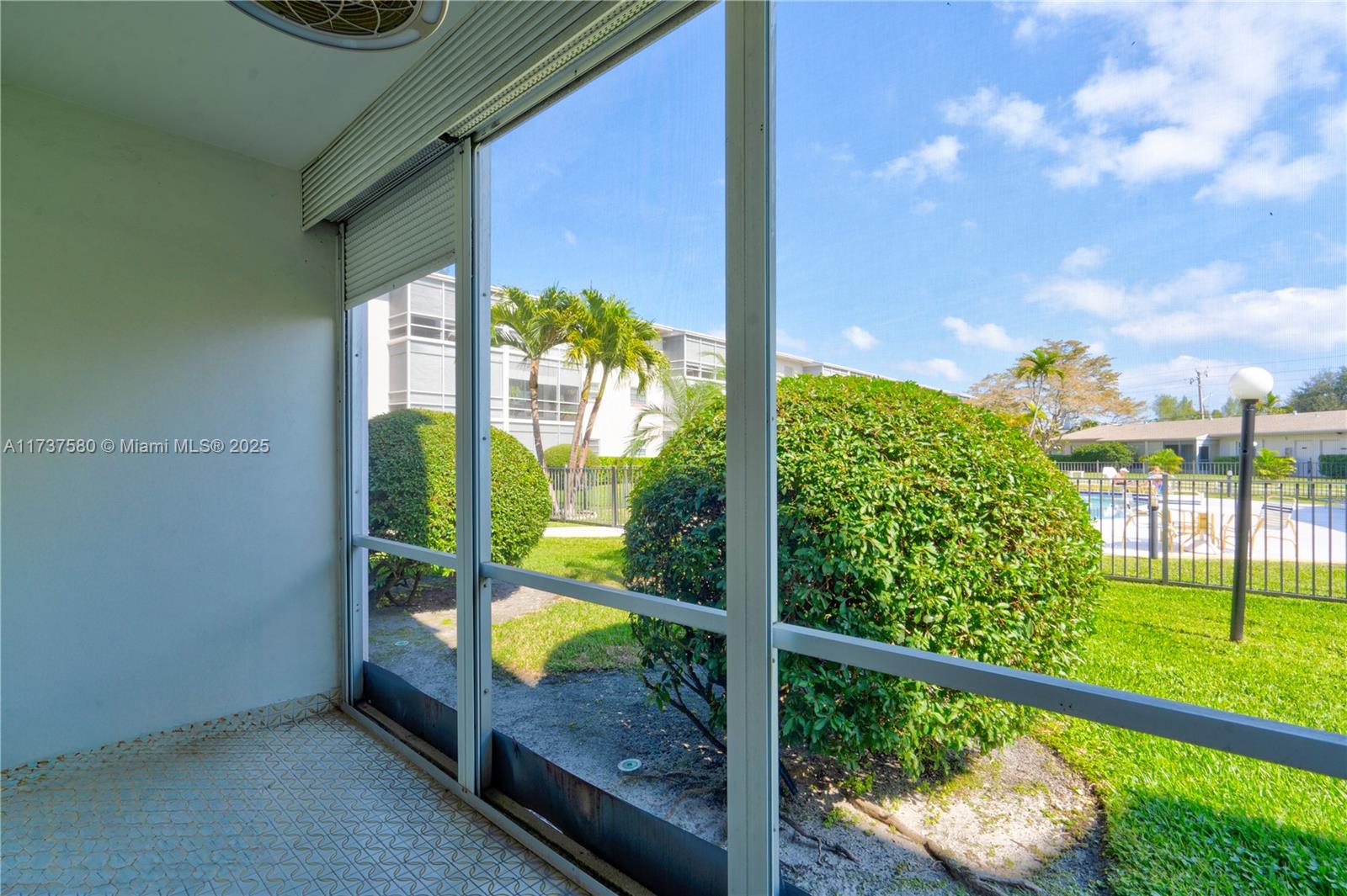 700 Layne Blvd # 113