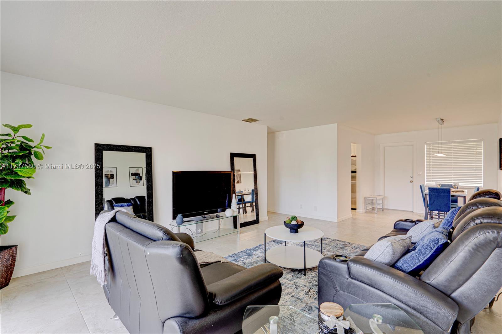 700 Layne Blvd # 113