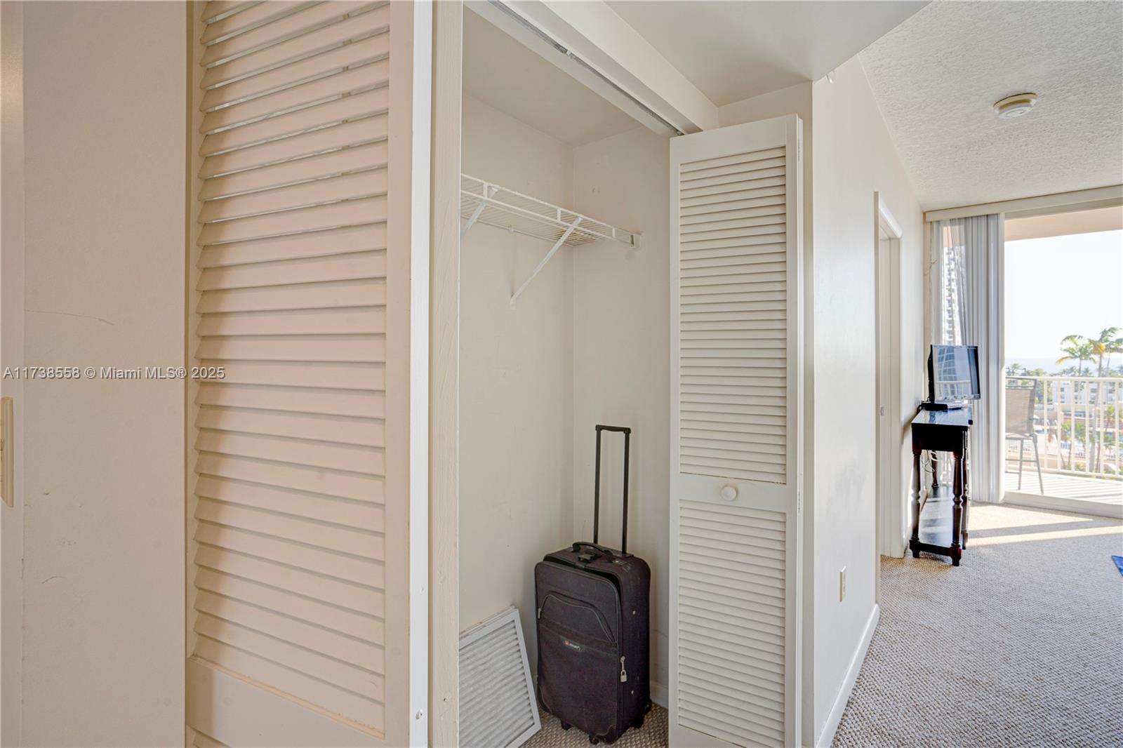 3020 NE 32nd Ave # 817