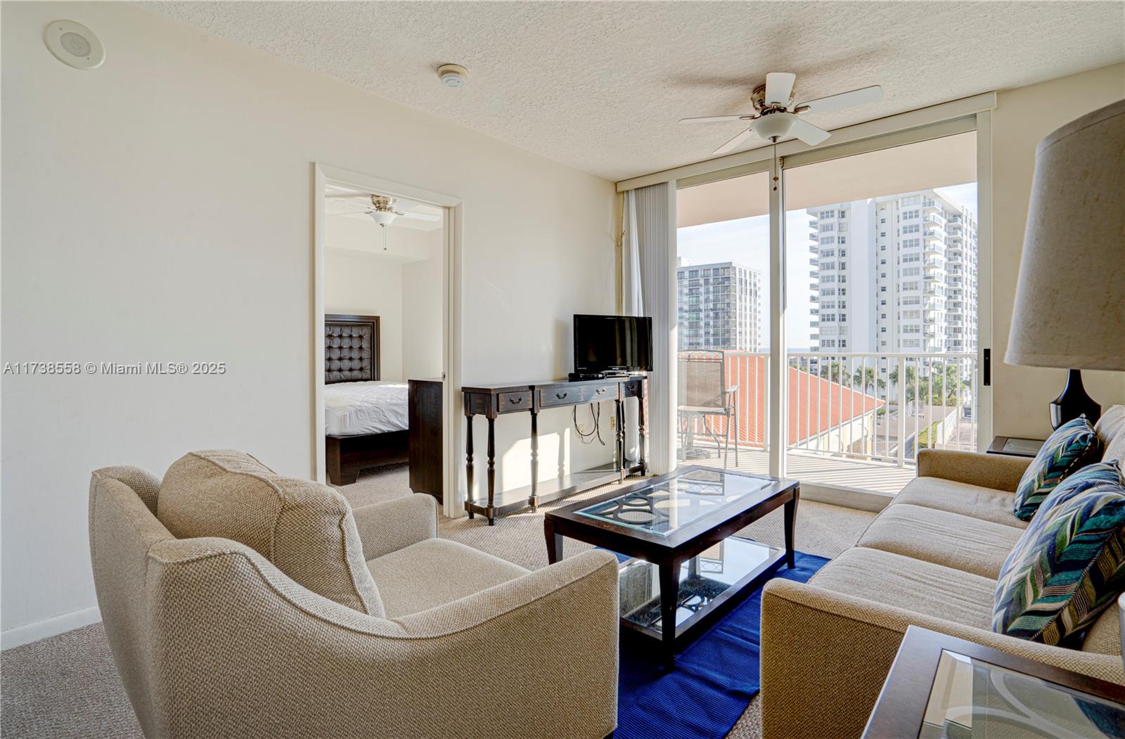 3020 NE 32nd Ave # 817