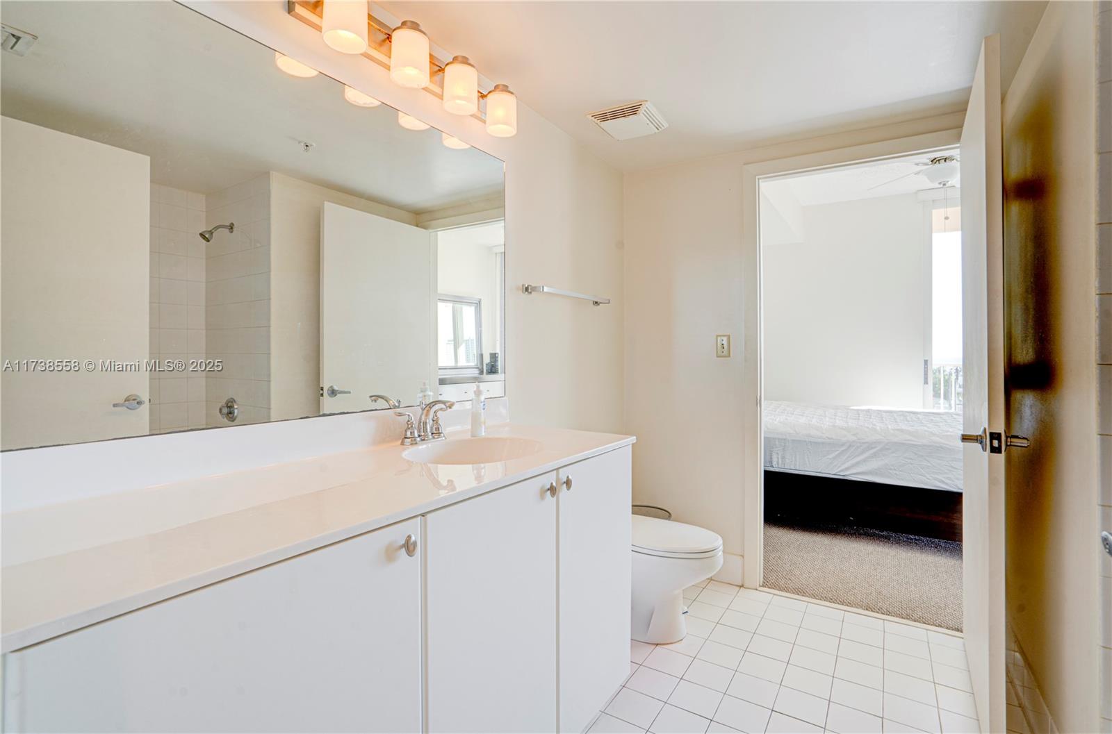 3020 NE 32nd Ave # 817