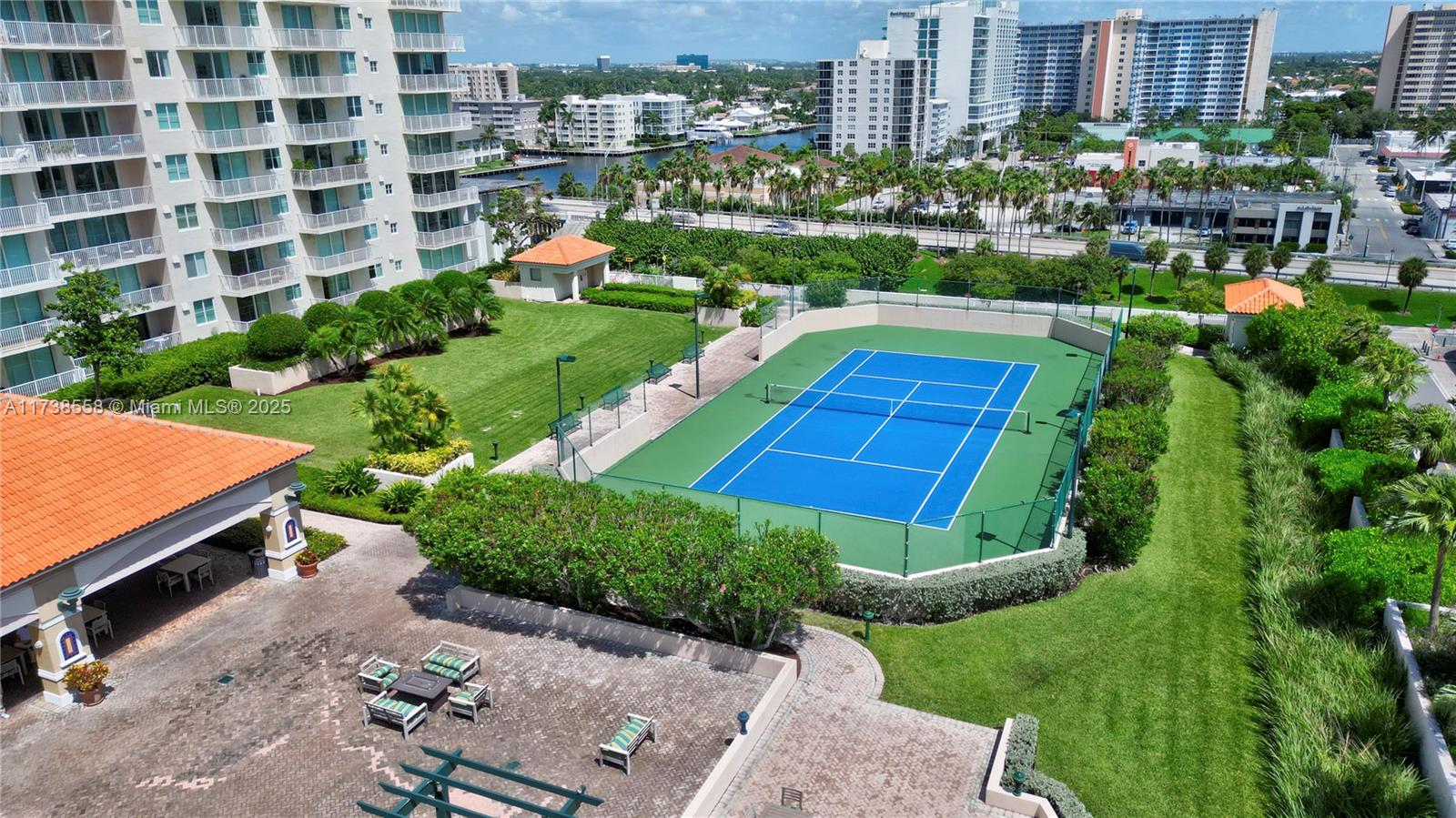 3020 NE 32nd Ave # 817