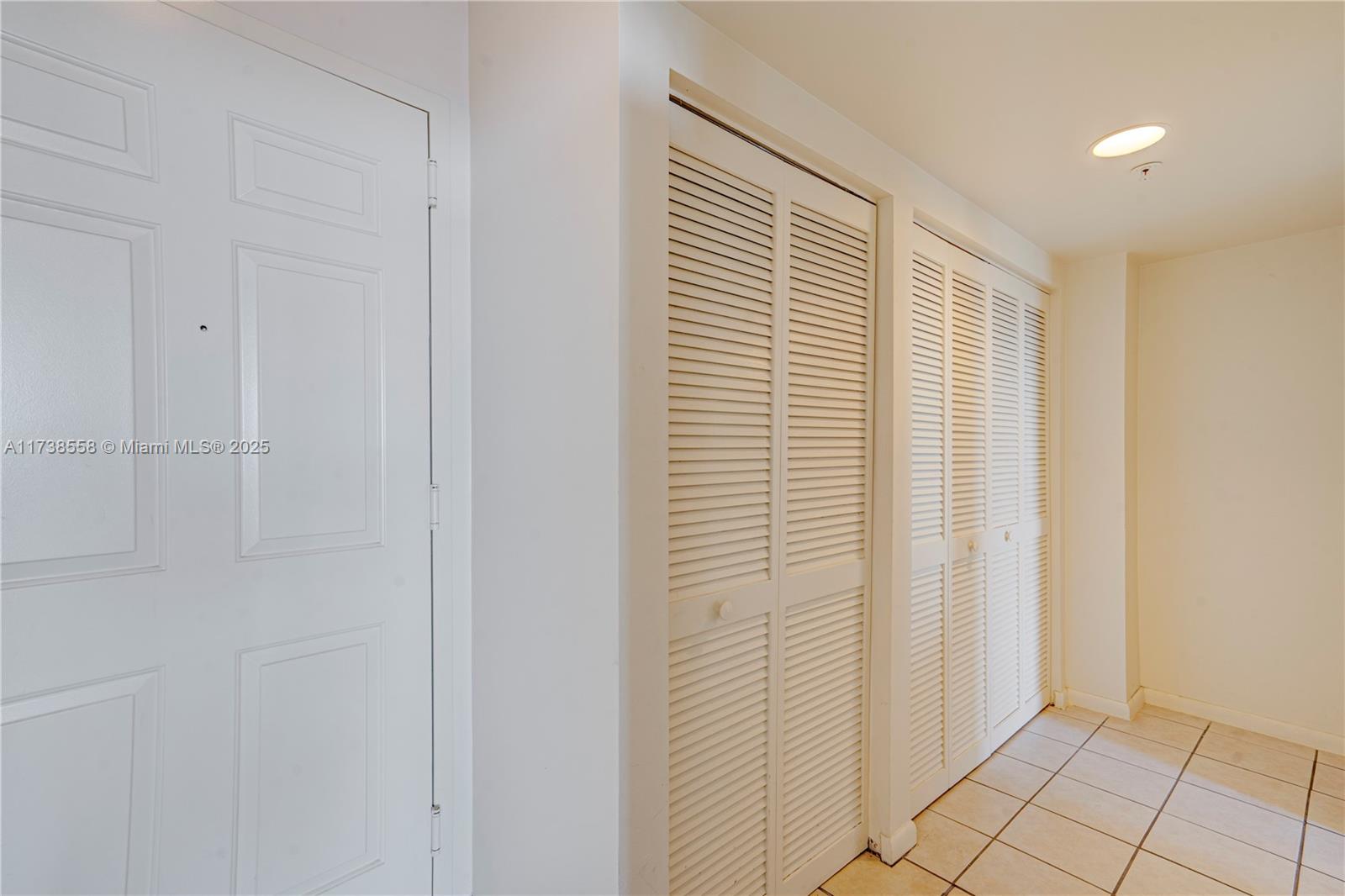 3020 NE 32nd Ave # 817