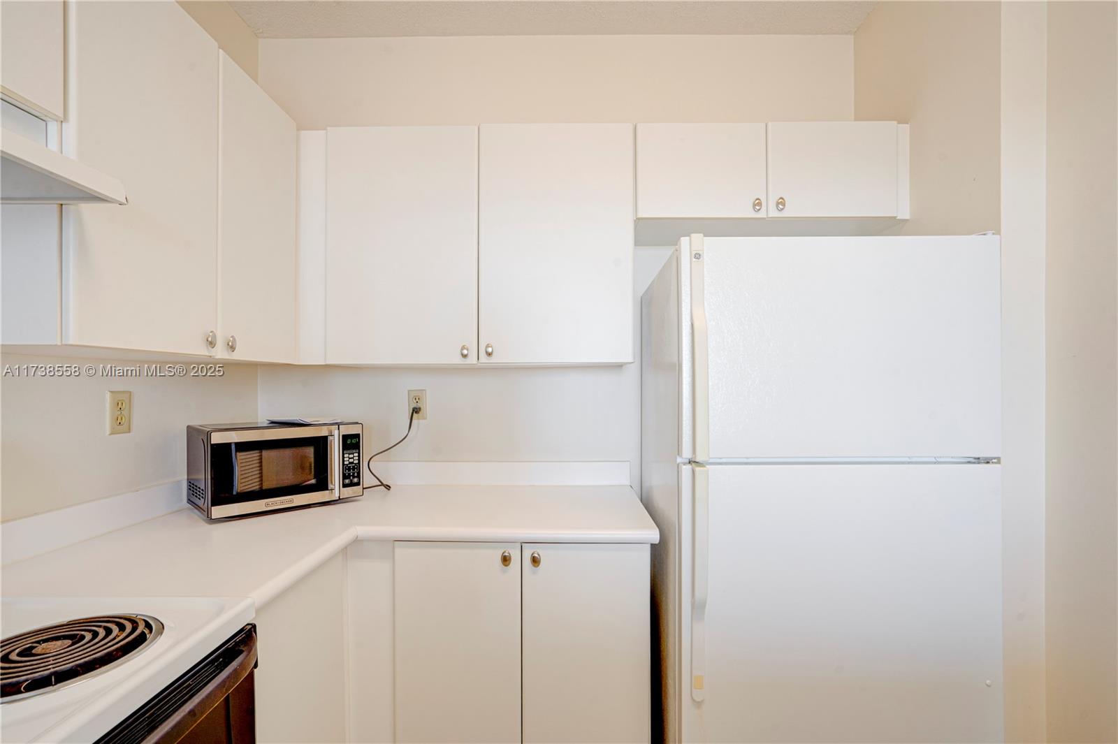 3020 NE 32nd Ave # 817