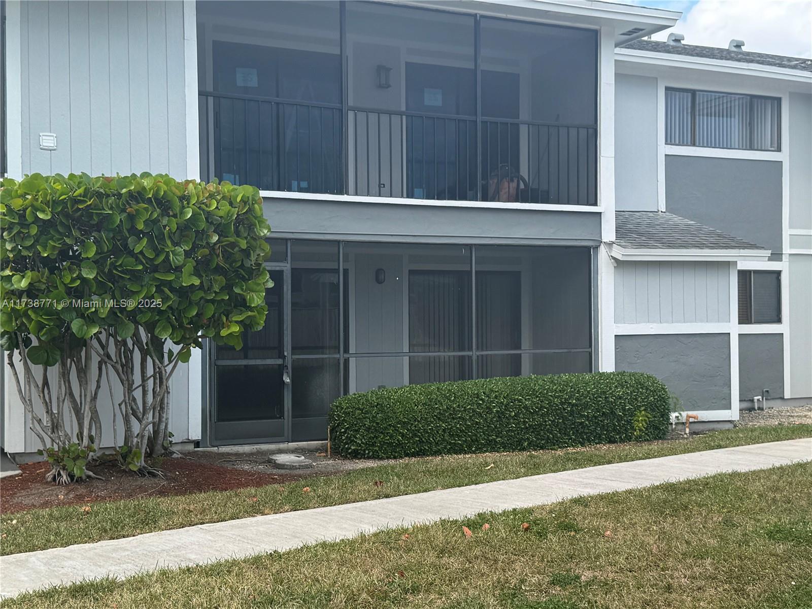 9701 Hammocks Blvd # 106A