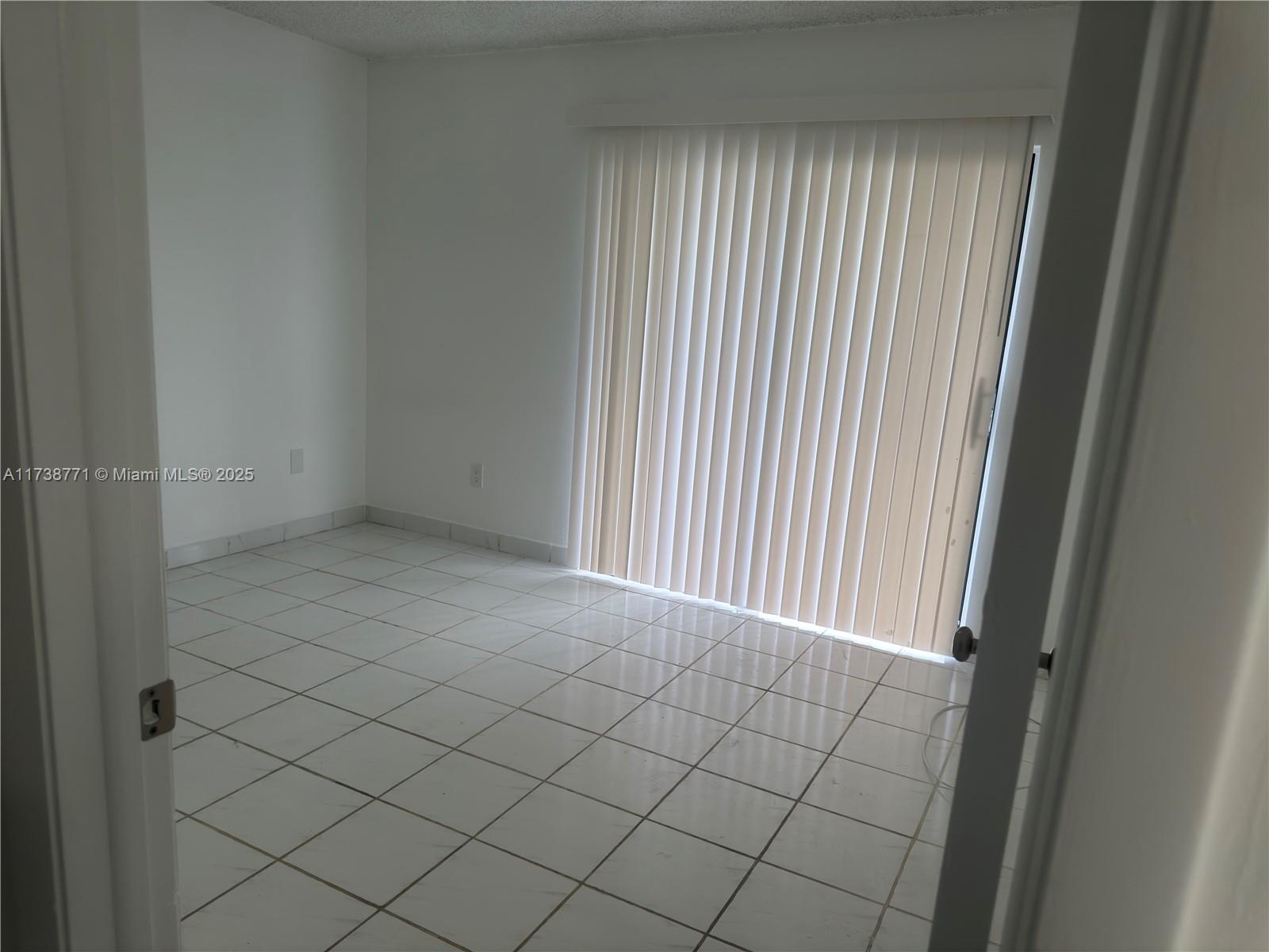 9701 Hammocks Blvd # 106A