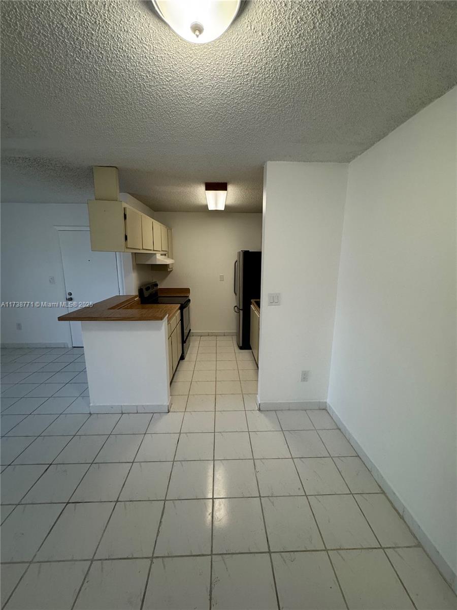 9701 Hammocks Blvd # 106A