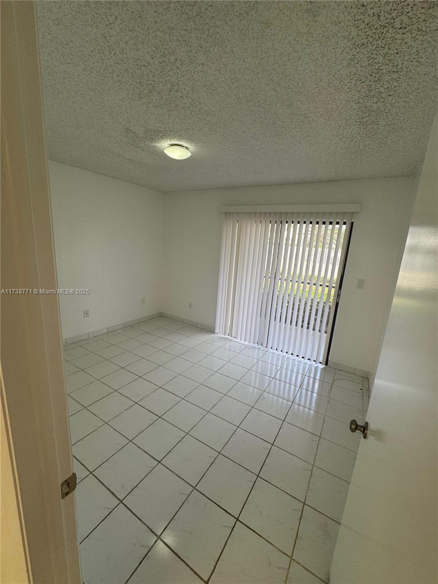 9701 Hammocks Blvd # 106A