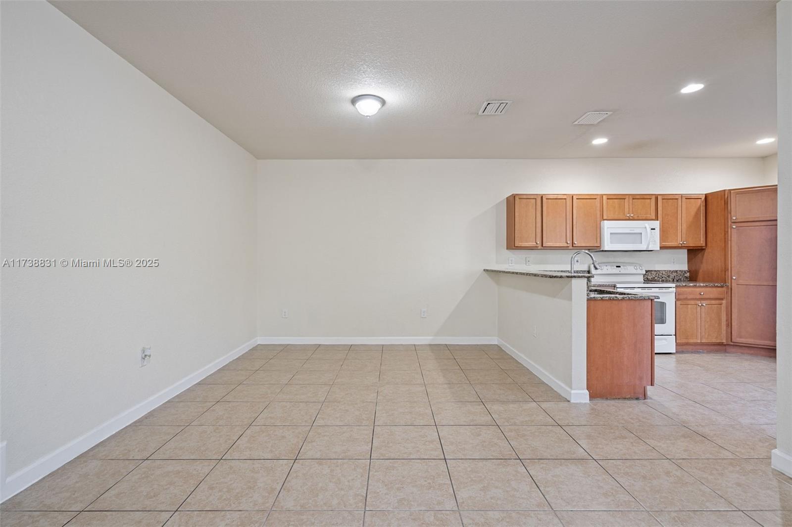 9243 SW 170th Ave